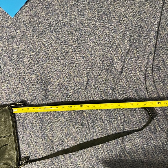 The Sak Sleek Black Leather Crossbody Bag - Picture 7 of 11